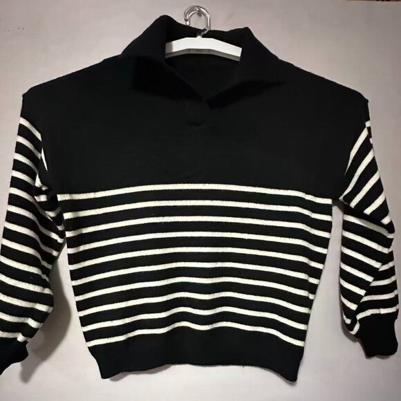 Black and White Striped Women's Sweater （L/XL） - Picture 2 of 16